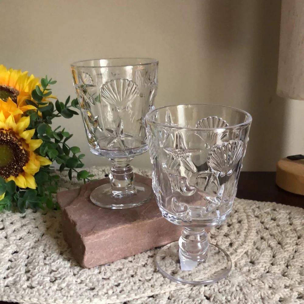 Clear Embossed Coastal Shell Goblet - Set of 2
